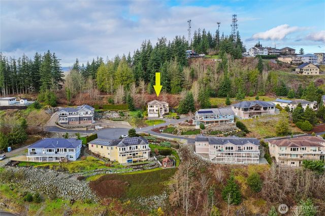 865 Burlington Heights Drive, Burlington, WA 98233