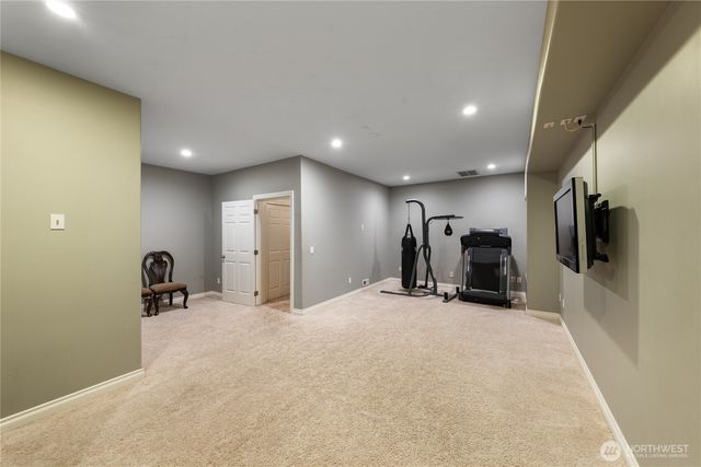 865 Burlington Heights Drive, Burlington, WA 98233