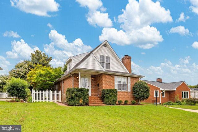 408 RIVERSIDE DR, Fredericksburg, VA 22401