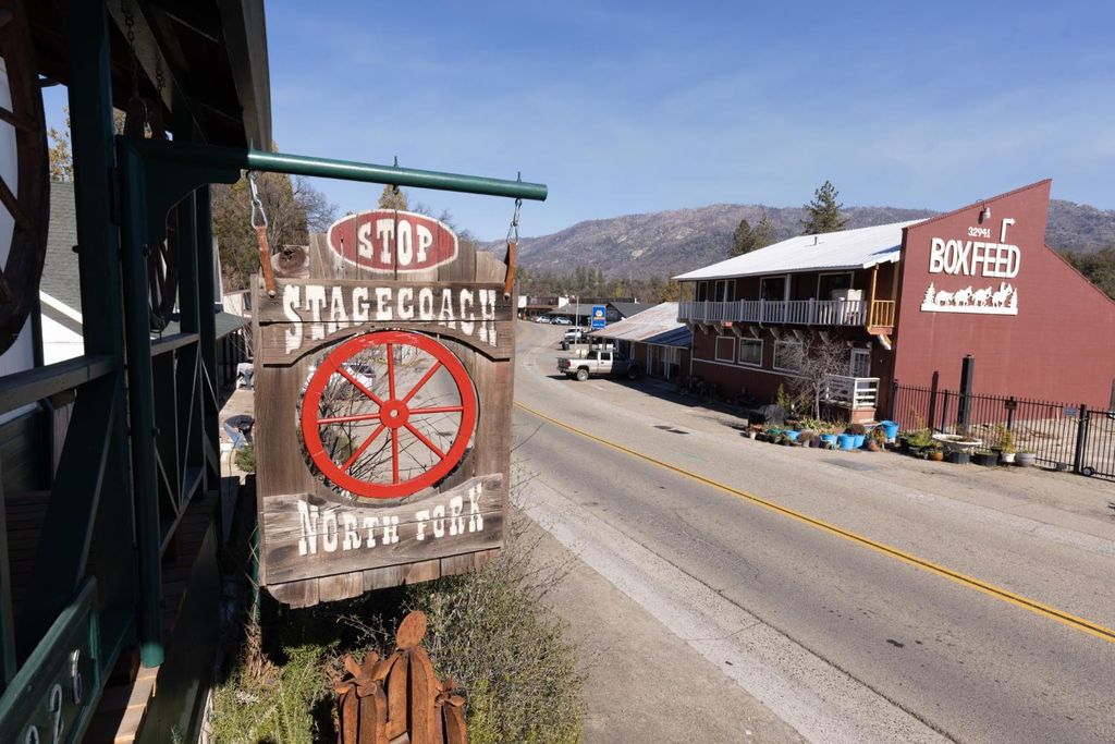 Image 1 of property listing at 32926 Road 222, North Fork, CA 93643