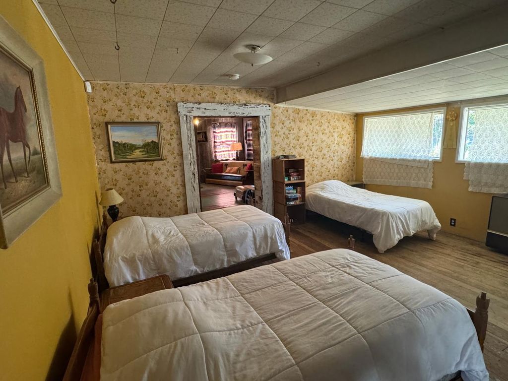 Image 11 of property listing at 32926 Road 222, North Fork, CA 93643