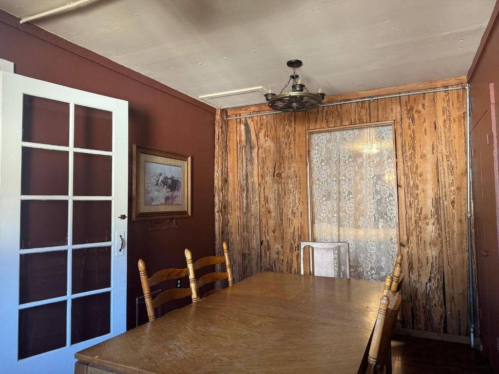 Image 15 of property listing at 32926 Road 222, North Fork, CA 93643