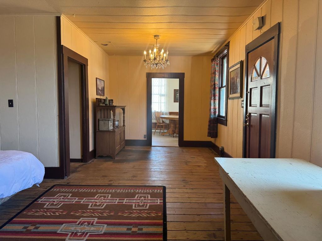 Image 9 of property listing at 32926 Road 222, North Fork, CA 93643