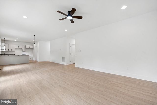 425 PALOMINO DR, Louisa, VA 23093