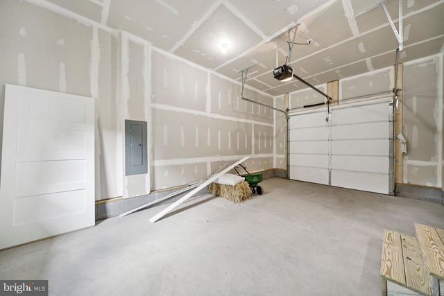 425 PALOMINO DR, Louisa, VA 23093