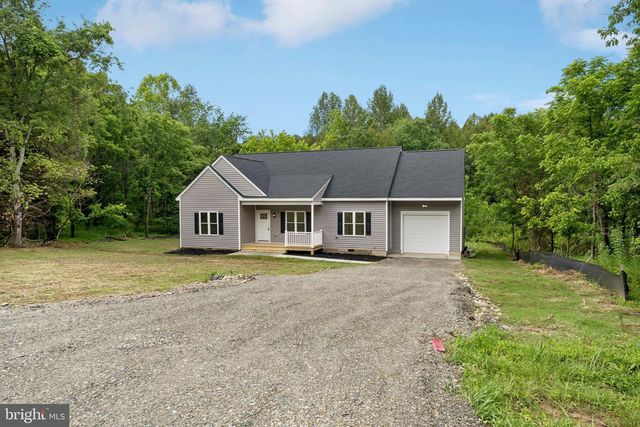 425 PALOMINO DR, Louisa, VA 23093