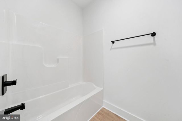 425 PALOMINO DR, Louisa, VA 23093