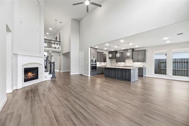 9511 Shaded Tree Drive, Missouri City, TX 77459