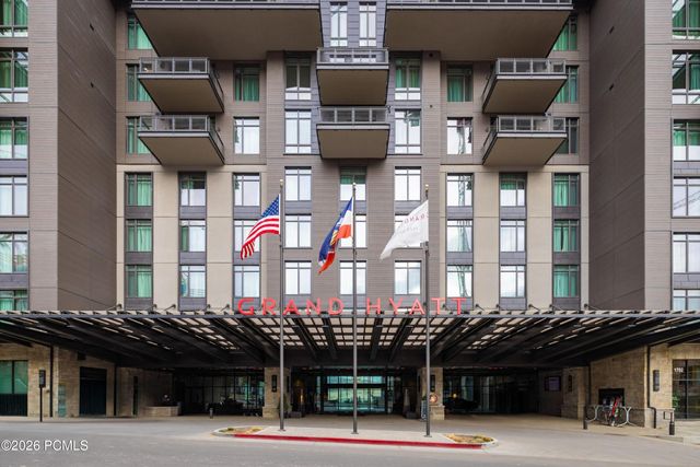 1702 W Glencoe Mountain Way 7048, Park City, UT 84060