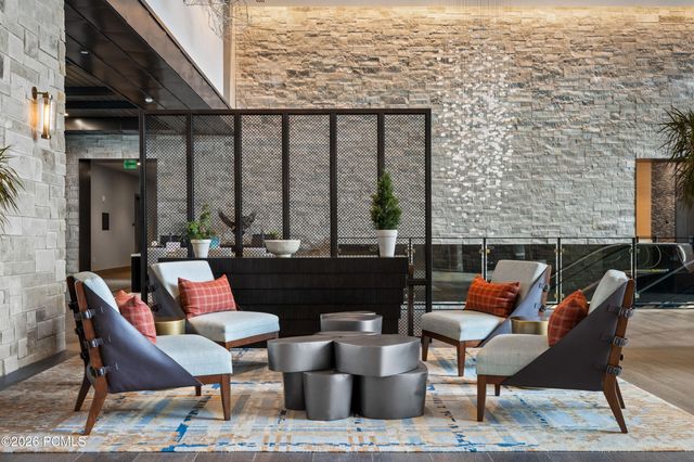 1702 W Glencoe Mountain Way 7048, Park City, UT 84060