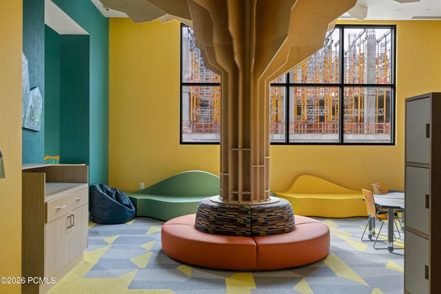 1702 W Glencoe Mountain Way 7048, Park City, UT 84060