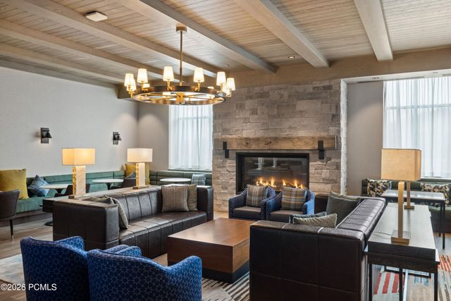 1702 W Glencoe Mountain Way 7048, Park City, UT 84060