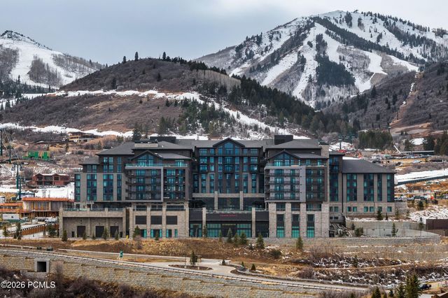 1702 W Glencoe Mountain Way 7048, Park City, UT 84060