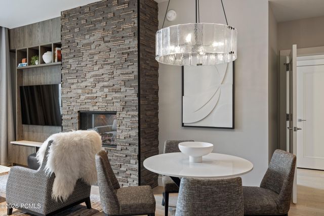 1702 W Glencoe Mountain Way 7048, Park City, UT 84060