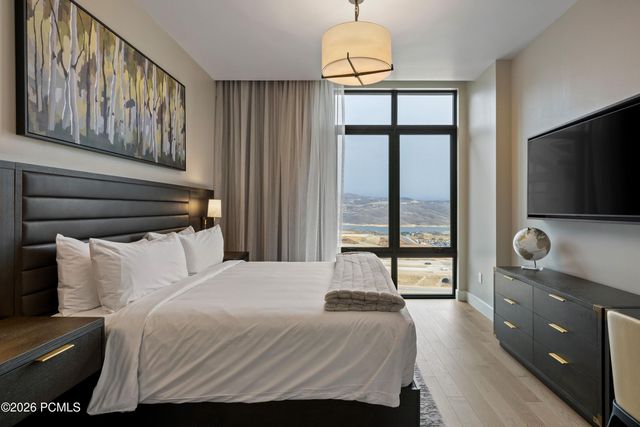 1702 W Glencoe Mountain Way 7048, Park City, UT 84060