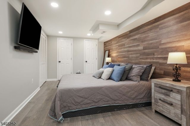 262 Valley Rd, Clark Twp., NJ 07066