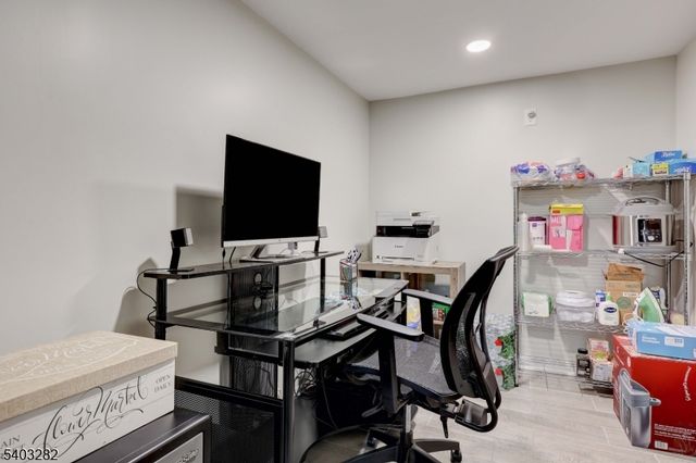 262 Valley Rd, Clark Twp., NJ 07066