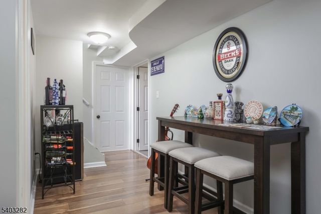 262 Valley Rd, Clark Twp., NJ 07066