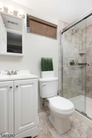 262 Valley Rd, Clark Twp., NJ 07066