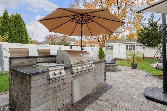 262 Valley Rd, Clark Twp., NJ 07066