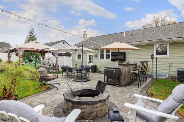 262 Valley Rd, Clark Twp., NJ 07066