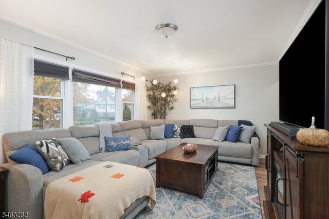 262 Valley Rd, Clark Twp., NJ 07066