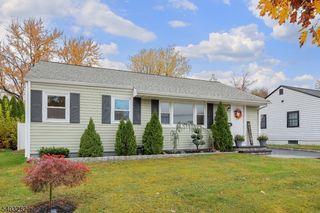 262 Valley Rd, Clark Twp., NJ 07066