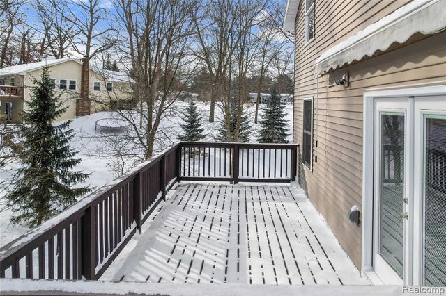 2420 Fisher Road, Howell, MI 48855