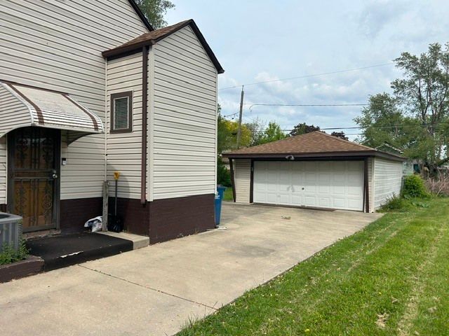1329 Price Avenue, Calumet City, IL 60409