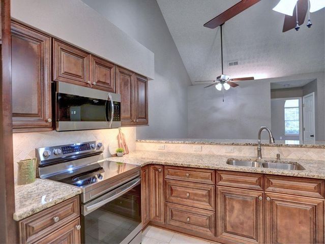 3822 Vineyards Lake Circle NW 16, Kennesaw, GA 30144