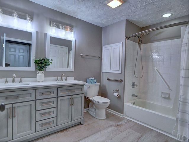 3822 Vineyards Lake Circle NW 16, Kennesaw, GA 30144