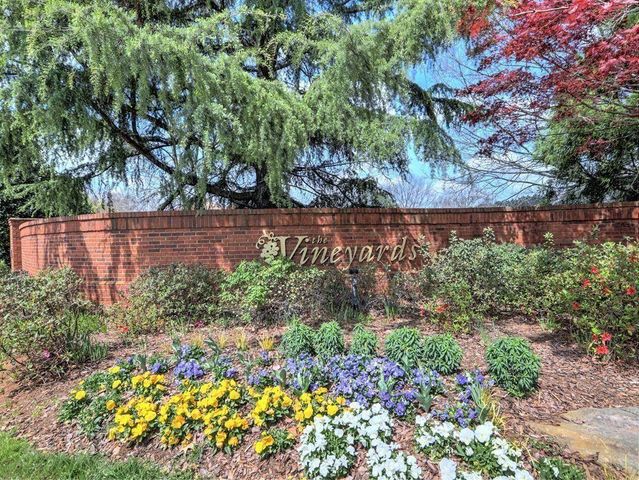 3822 Vineyards Lake Circle NW 16, Kennesaw, GA 30144