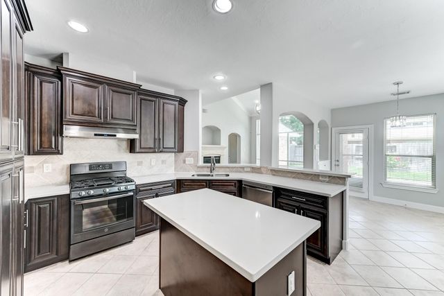 12510 Clover Walk Lane, Houston, TX 77041