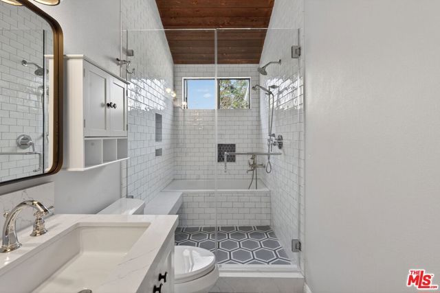 8611 Burton Way 4, Los Angeles, CA 90048