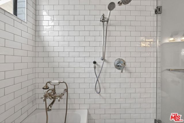 8611 Burton Way 4, Los Angeles, CA 90048