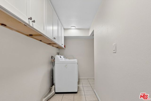8611 Burton Way 4, Los Angeles, CA 90048