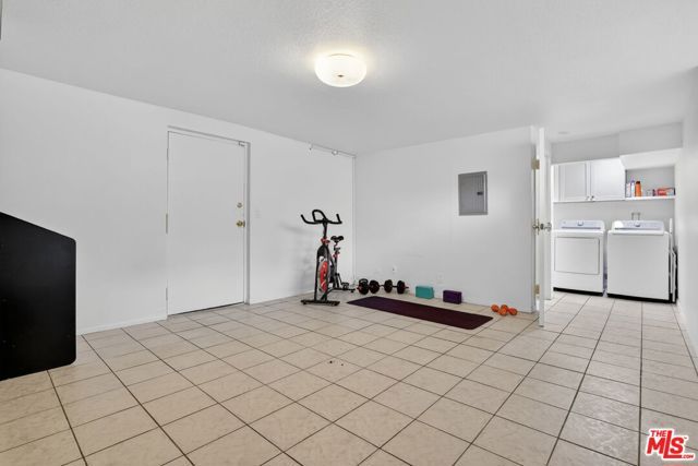 8611 Burton Way 4, Los Angeles, CA 90048