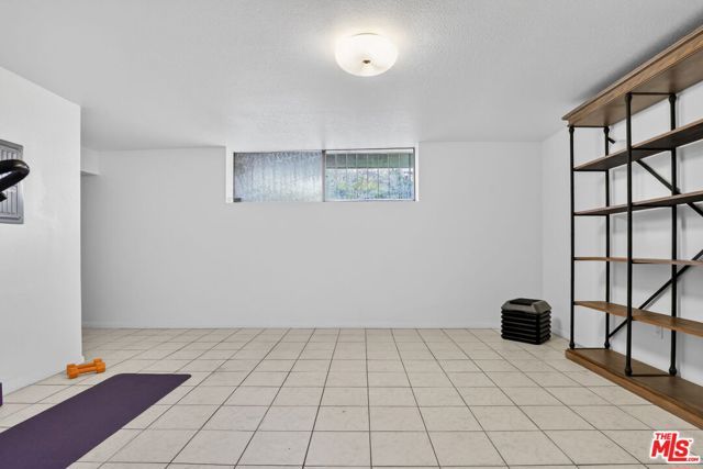 8611 Burton Way 4, Los Angeles, CA 90048