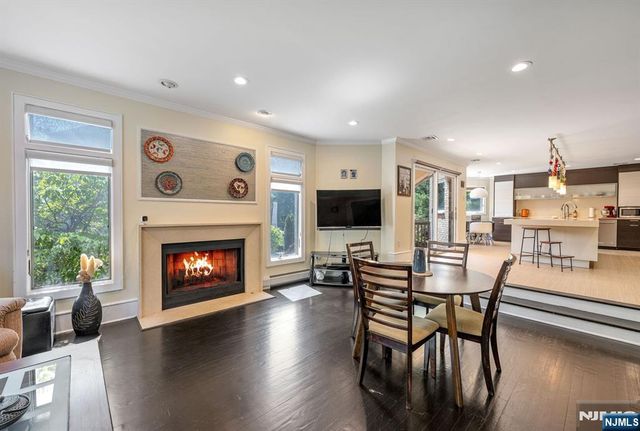 1115 Arcadian Way, Fort Lee, NJ 07024
