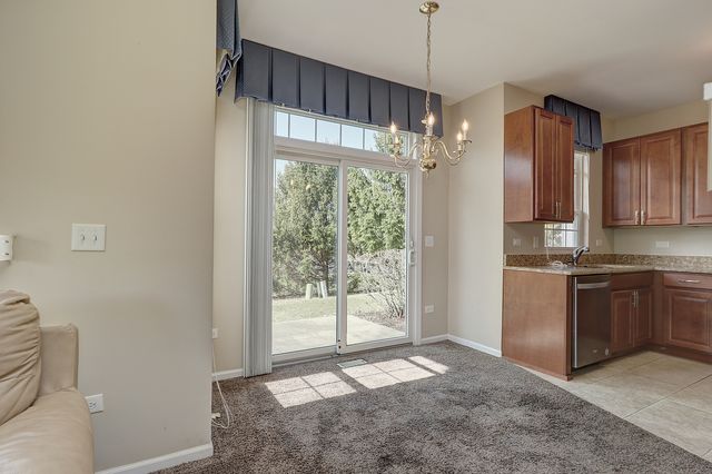 566 PINEBROOK Drive, Bolingbrook, IL 60490