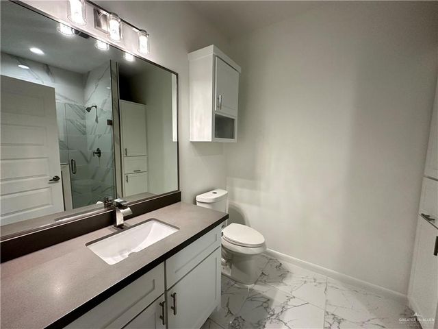 2304 E San Andrea Street 2, Edinburg, TX 78504