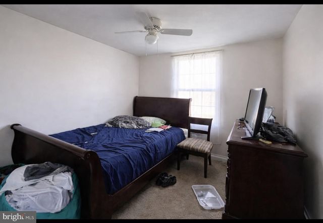 51 E GRIFFITH ST, Penns Grove, NJ 08069