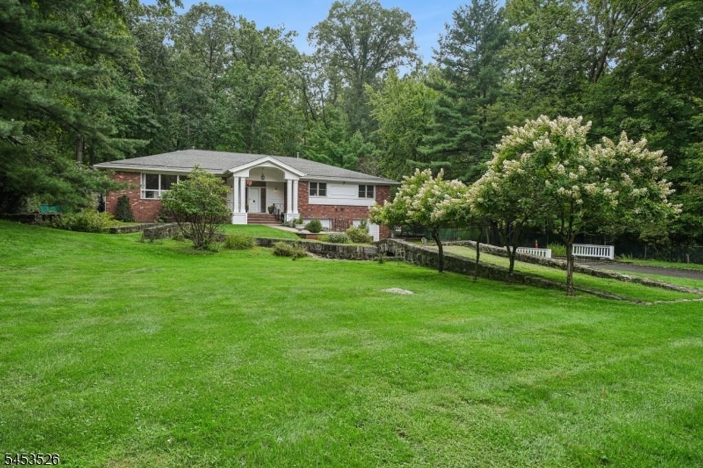 63 Fells Rd, Verona Twp., NJ 07044 — exterior