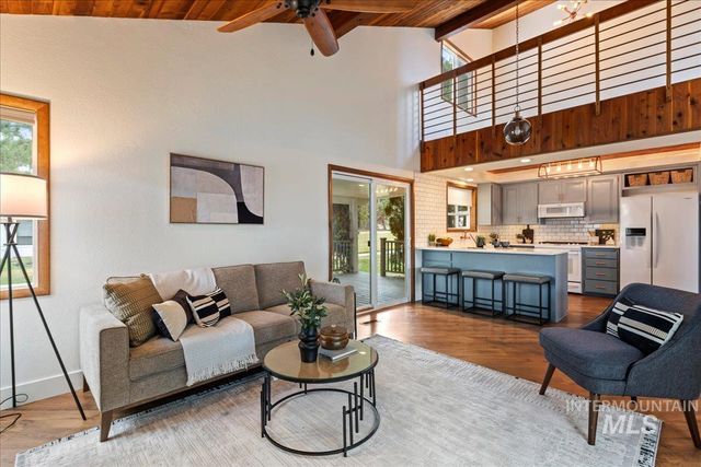 709 Vista Terrace, Nampa, ID 83686