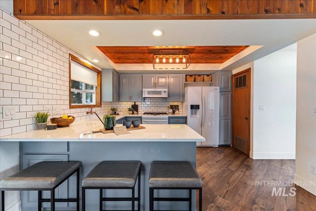 709 Vista Terrace, Nampa, ID 83686