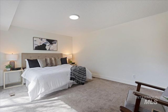 709 Vista Terrace, Nampa, ID 83686