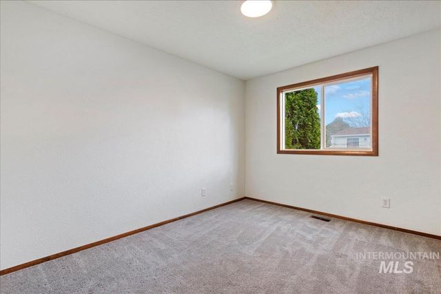 709 Vista Terrace, Nampa, ID 83686