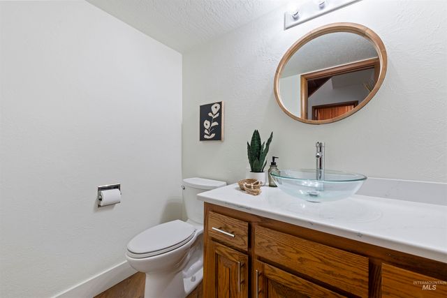 709 Vista Terrace, Nampa, ID 83686