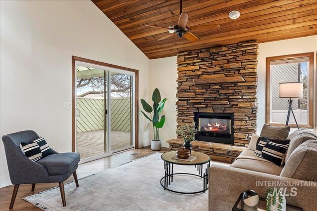 709 Vista Terrace, Nampa, ID 83686