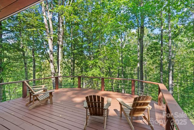 26 Benfield Road, Weaverville, NC 28787